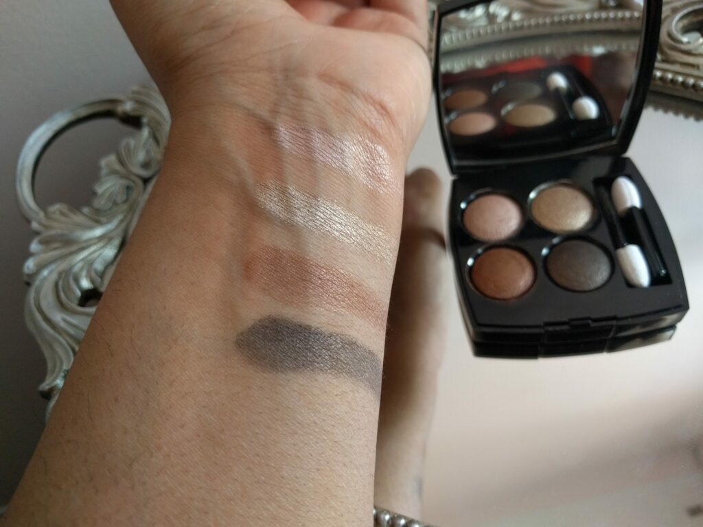 Chanel Blurry Grey #1 Multi-Effect Eyeshadow Review & Swatches
