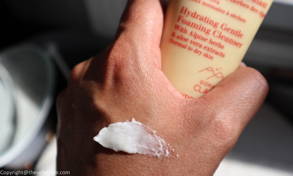 Clarins Hydrating Gentle Foaming Cleanser Review