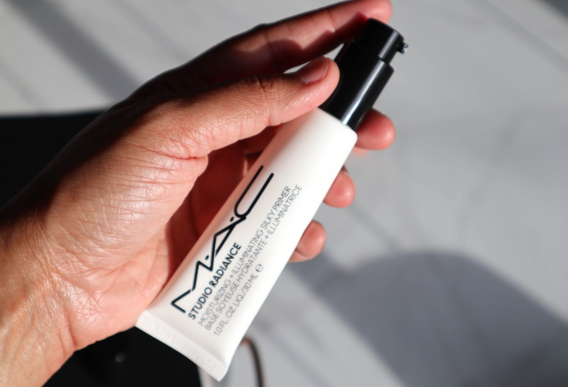 MAC Studio Radiance Moisturizing + Illuminating Silky Primer Review