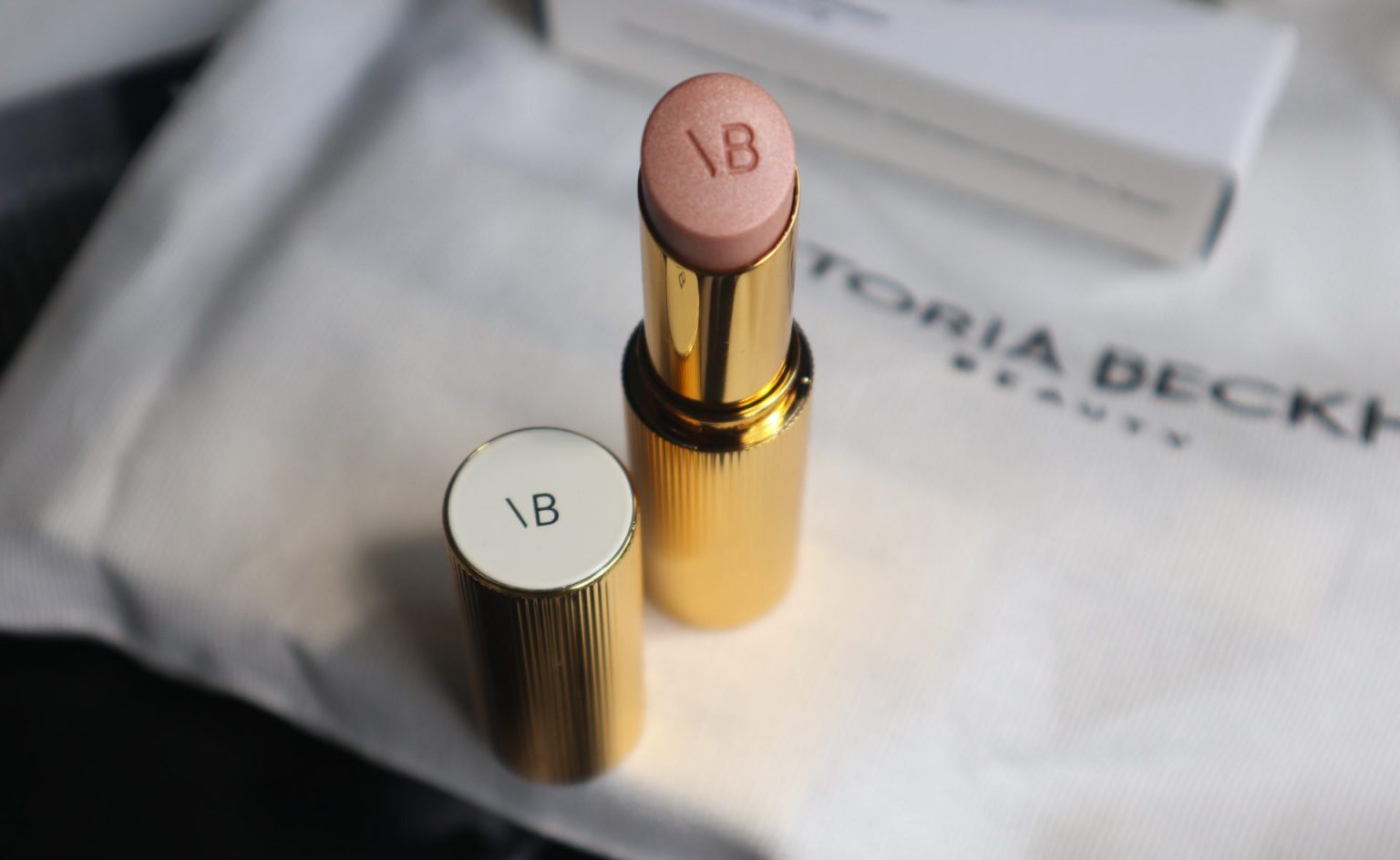 Victoria Beckham Beauty Reflect Highlighter Stick Review The Velvet Life