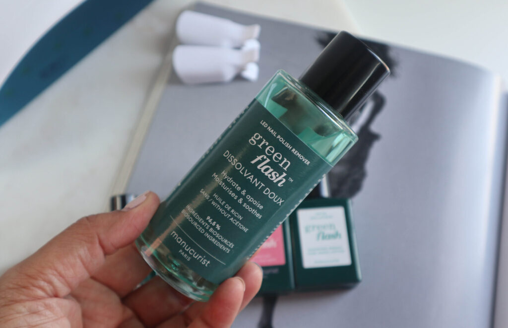 MANUCURIST Green Flash Nail Polish Remover Review