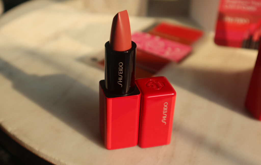 Shiseido TechnoSatin Gel Lipstick Review