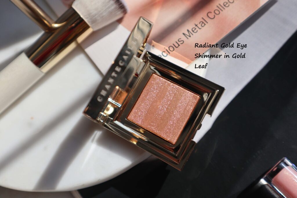 Chantecaille Radiant Gold Eye Shimmer in Gold Leaf Review