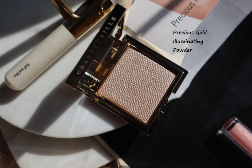 Chantecaille Precious Gold Illuminating Powder Review