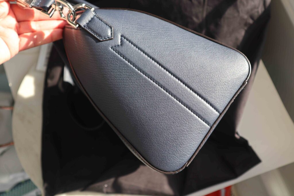 Givenchy Antigona Bag Review