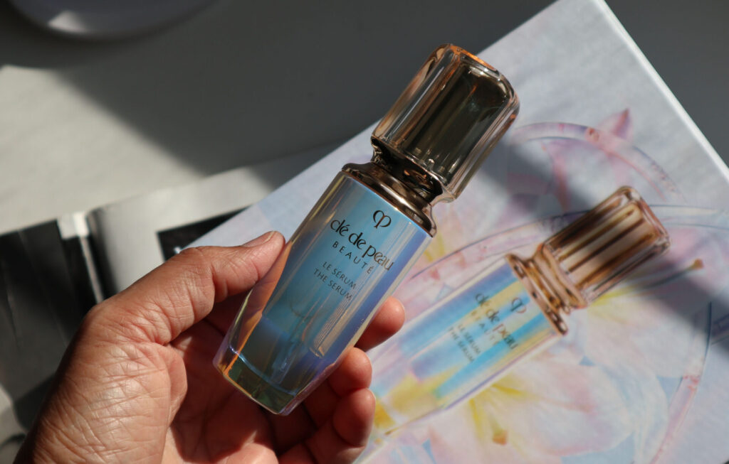 Cle de Peau Beaute The Serum Review