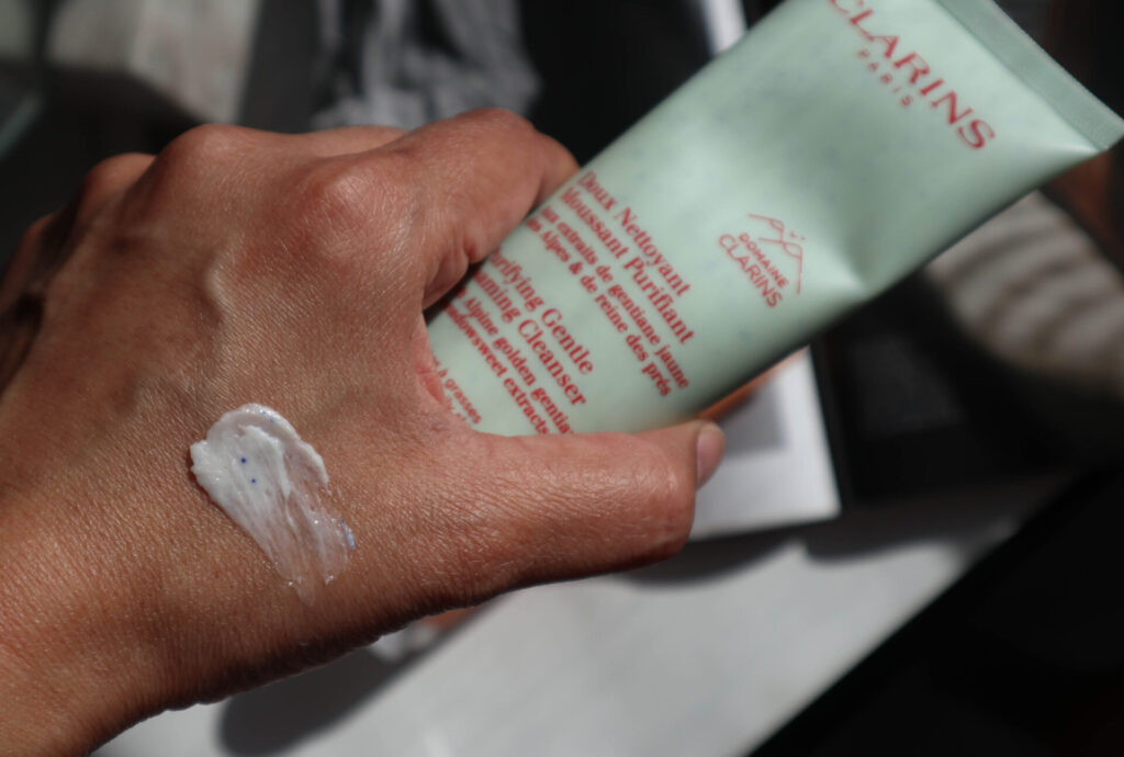 Clarins Purifying Gentle Foaming Cleanser Review