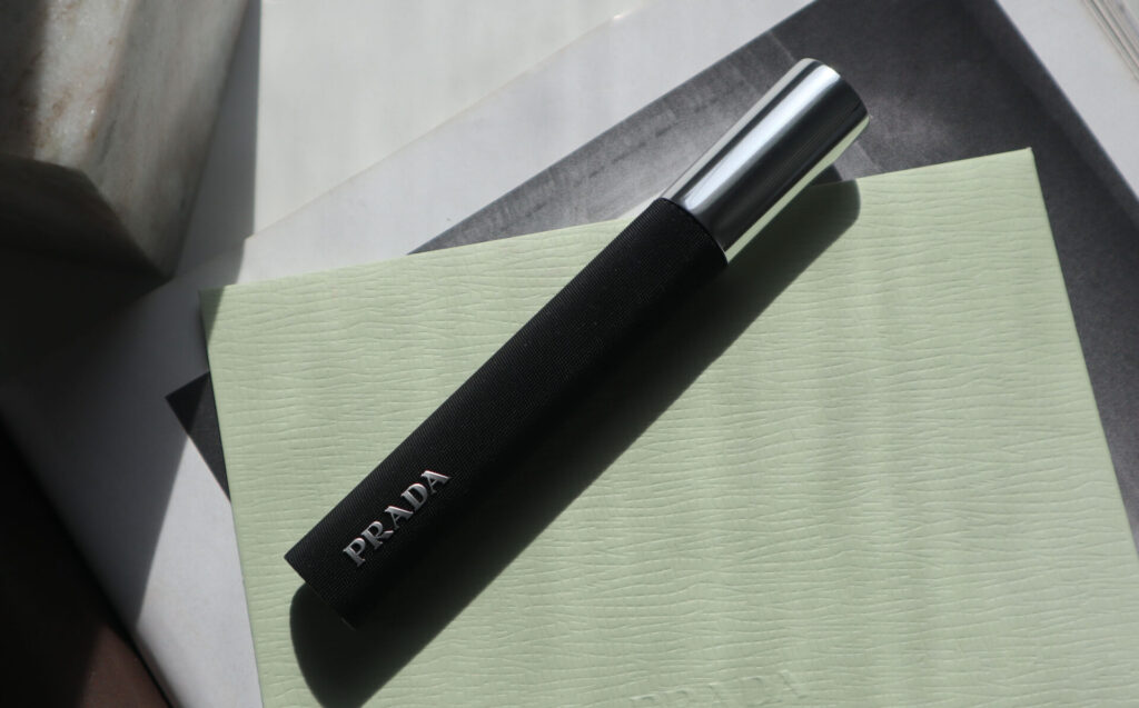 Prada Beauty Pradascope Lash Extending Volume Mascara Review