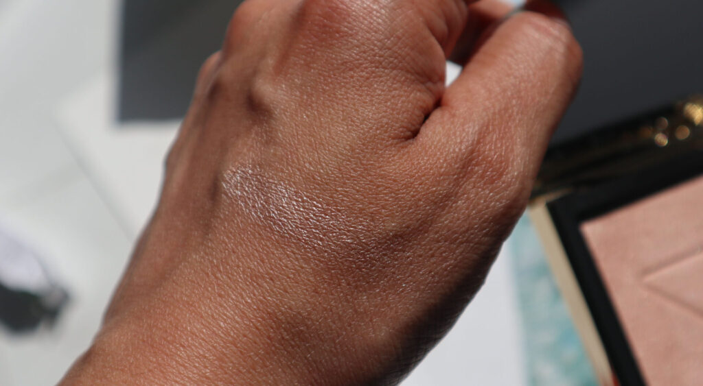 Prada Beauty Light Highlighter Powder 01 Champagne Review Swatches