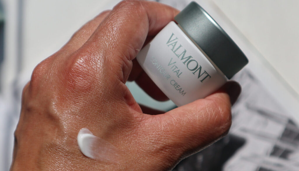Valmont Vital Contour Cream Review