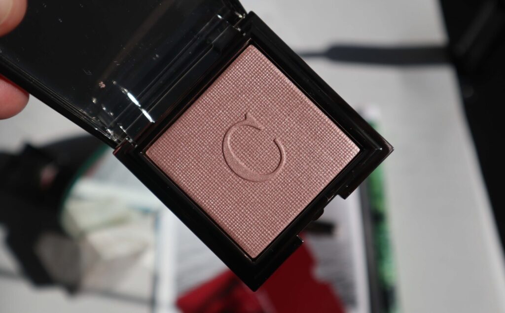 Chantecaille Éclat Cristalline Collection Radiant Blush Review Swatches