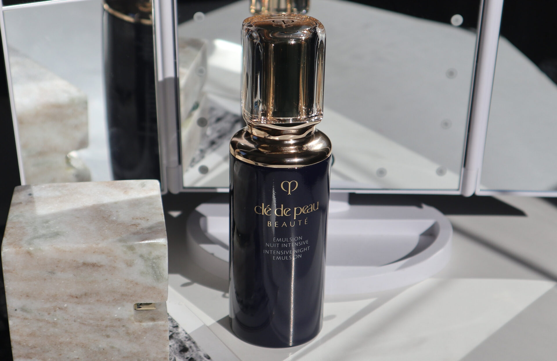 Clé de Peau Beauté Intensive Night Emulsion Review - The Velvet Life Clé de Peau Beauté Intensive Night Emulsion Review - The Velvet Life